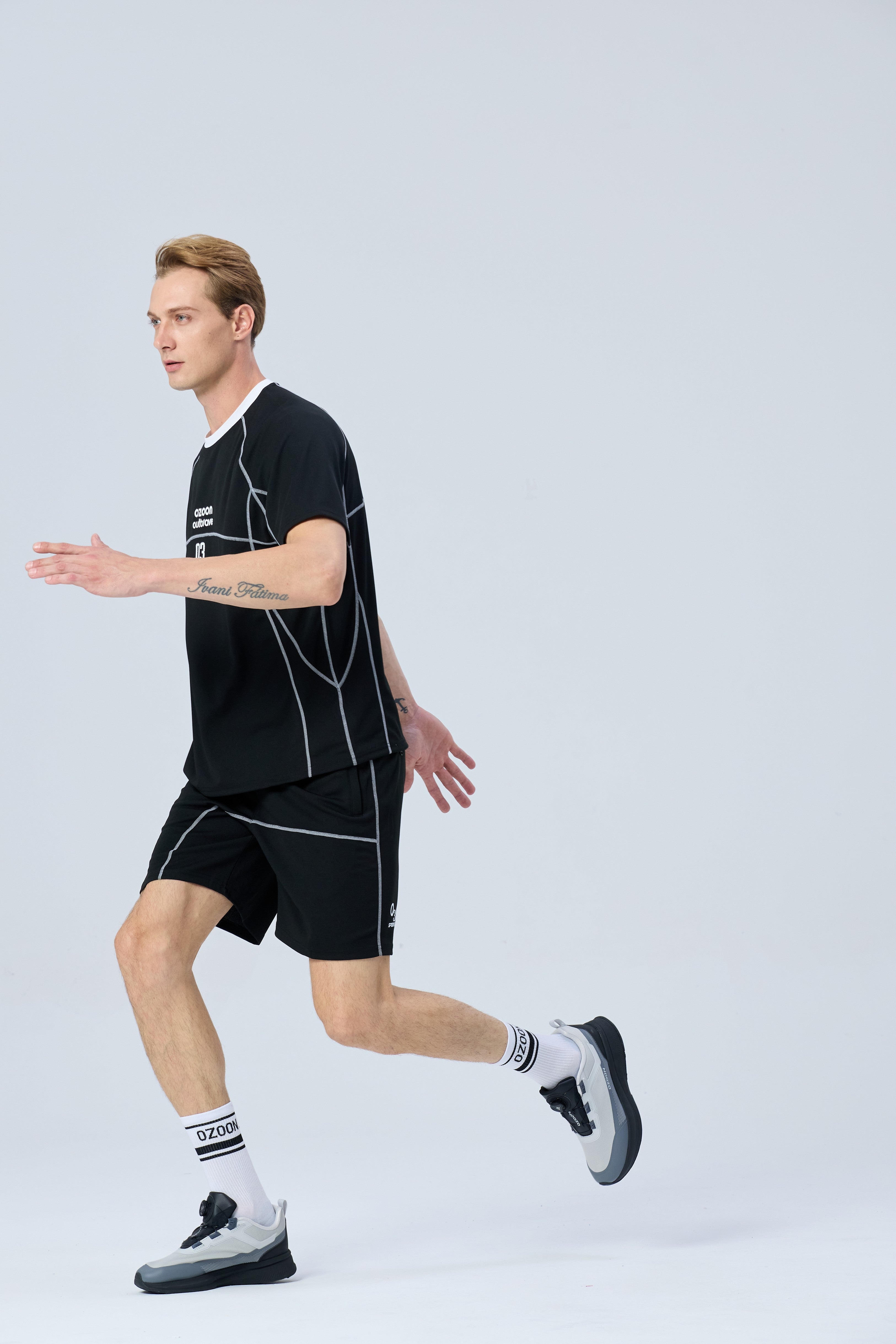CLASSIC SPORTS T-SHIRT SET BLACK 09