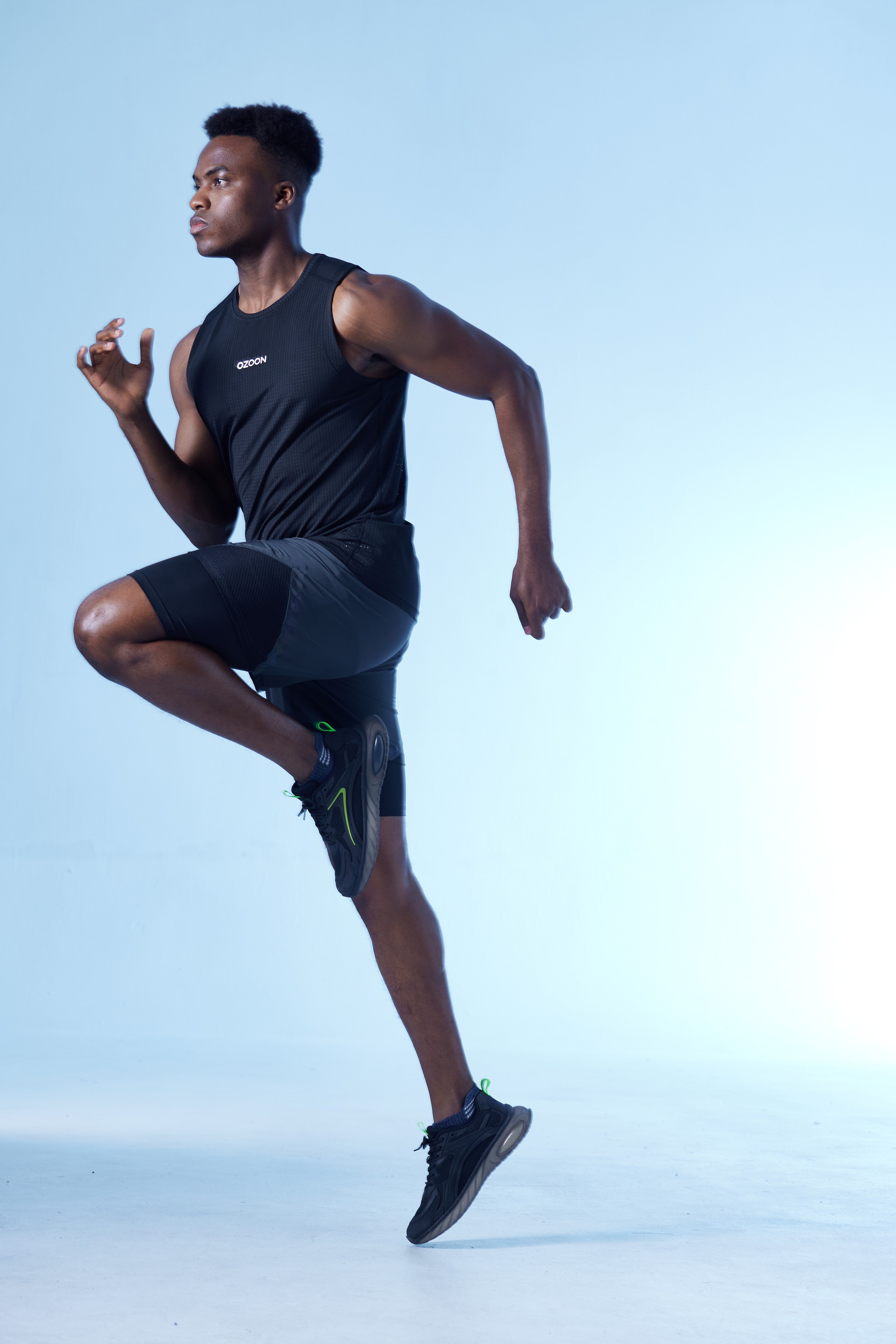 CLASSIC SPORTS VEST BLACK 05