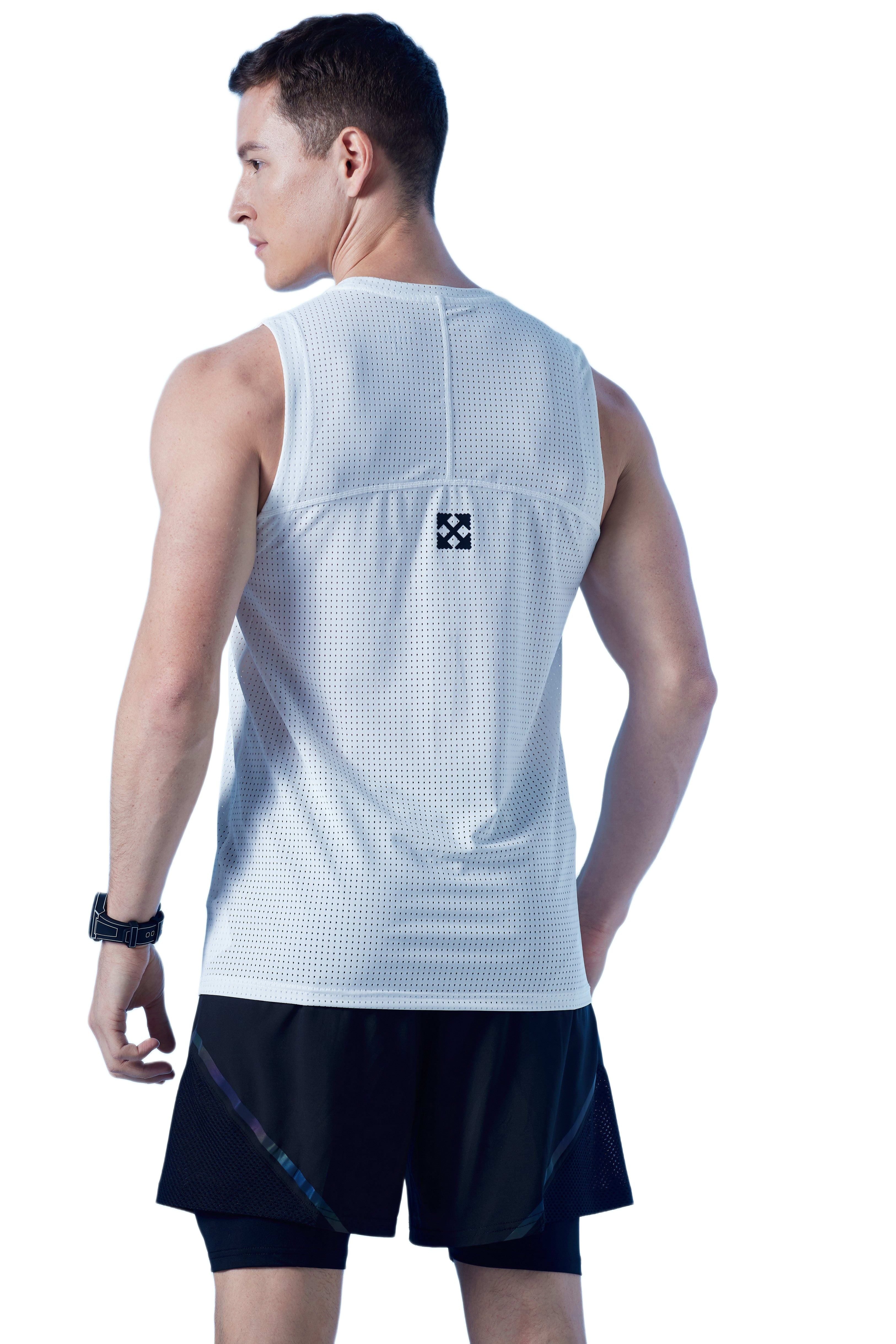 CLASSIC SPORTS VEST WHITE 06