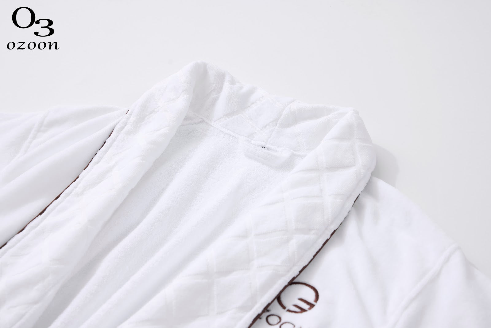 Robe white 3