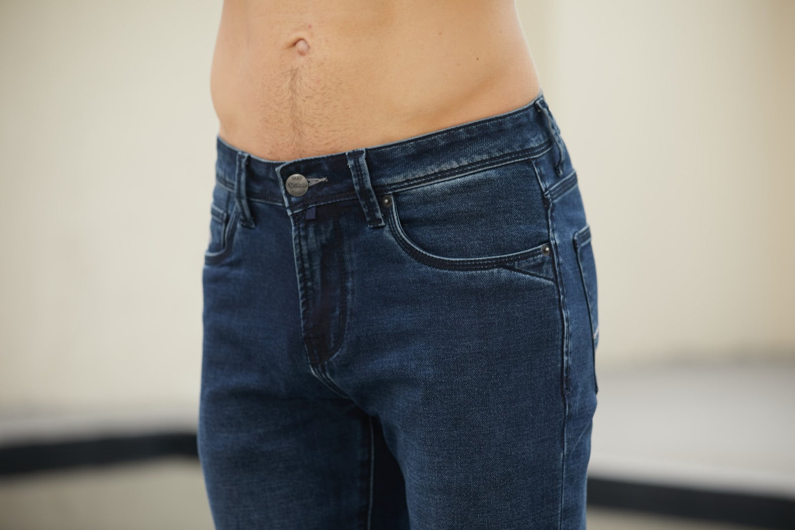 131 SKINNY BLUE 12