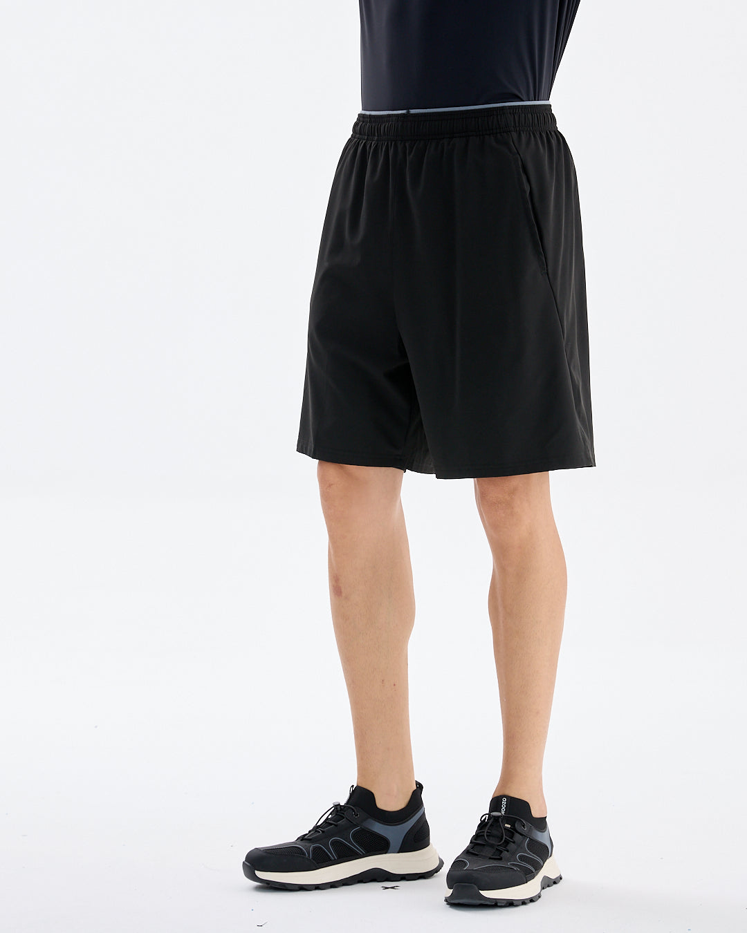 03231-BLACK-04