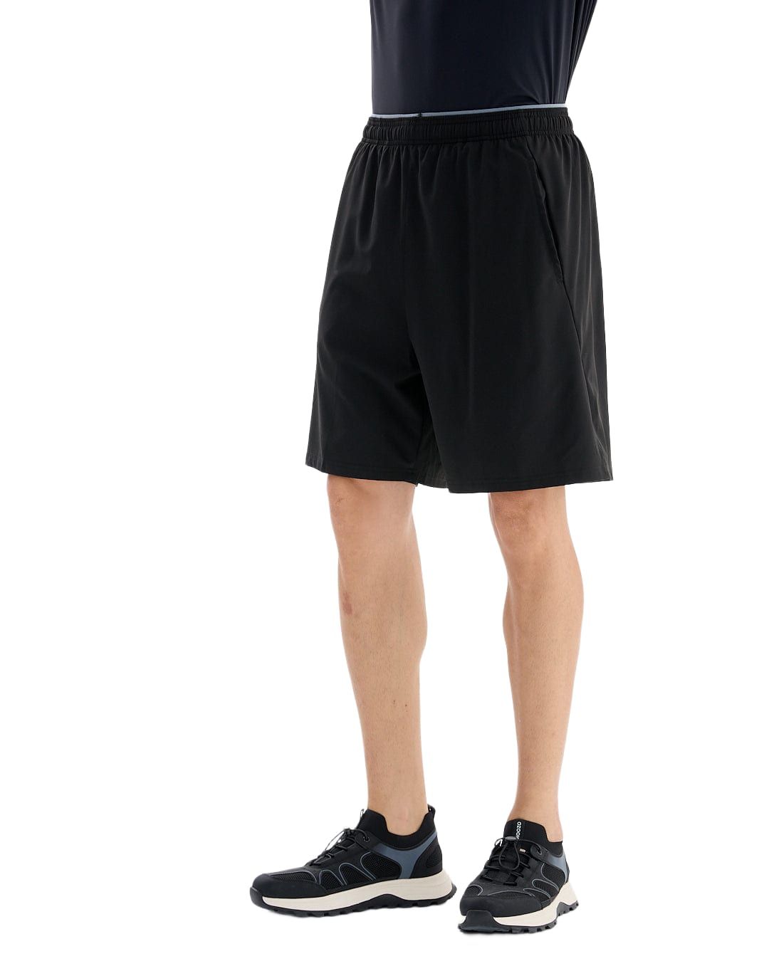03231-BLACK-04