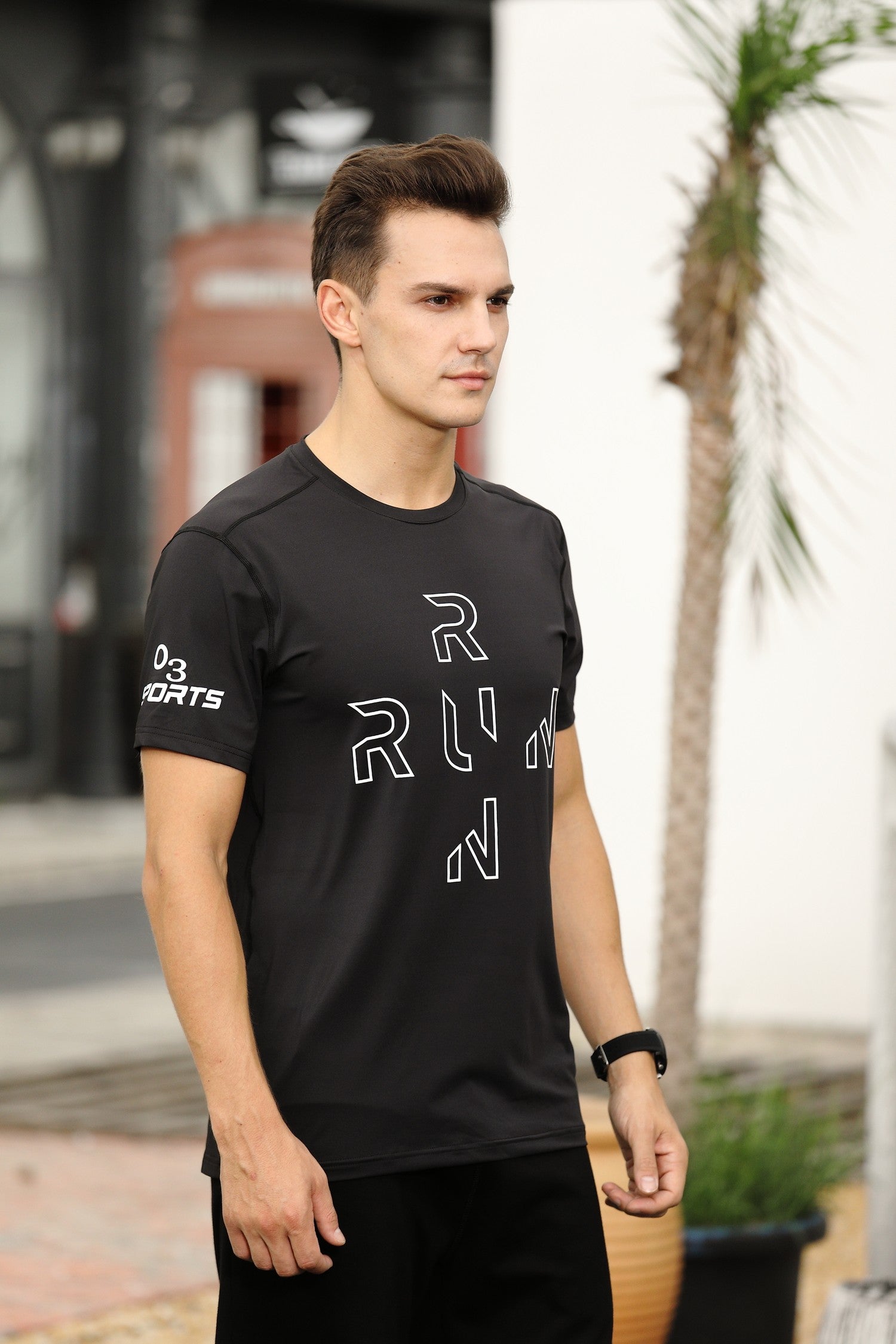 CLASSIC SPORTS T-SHIRT