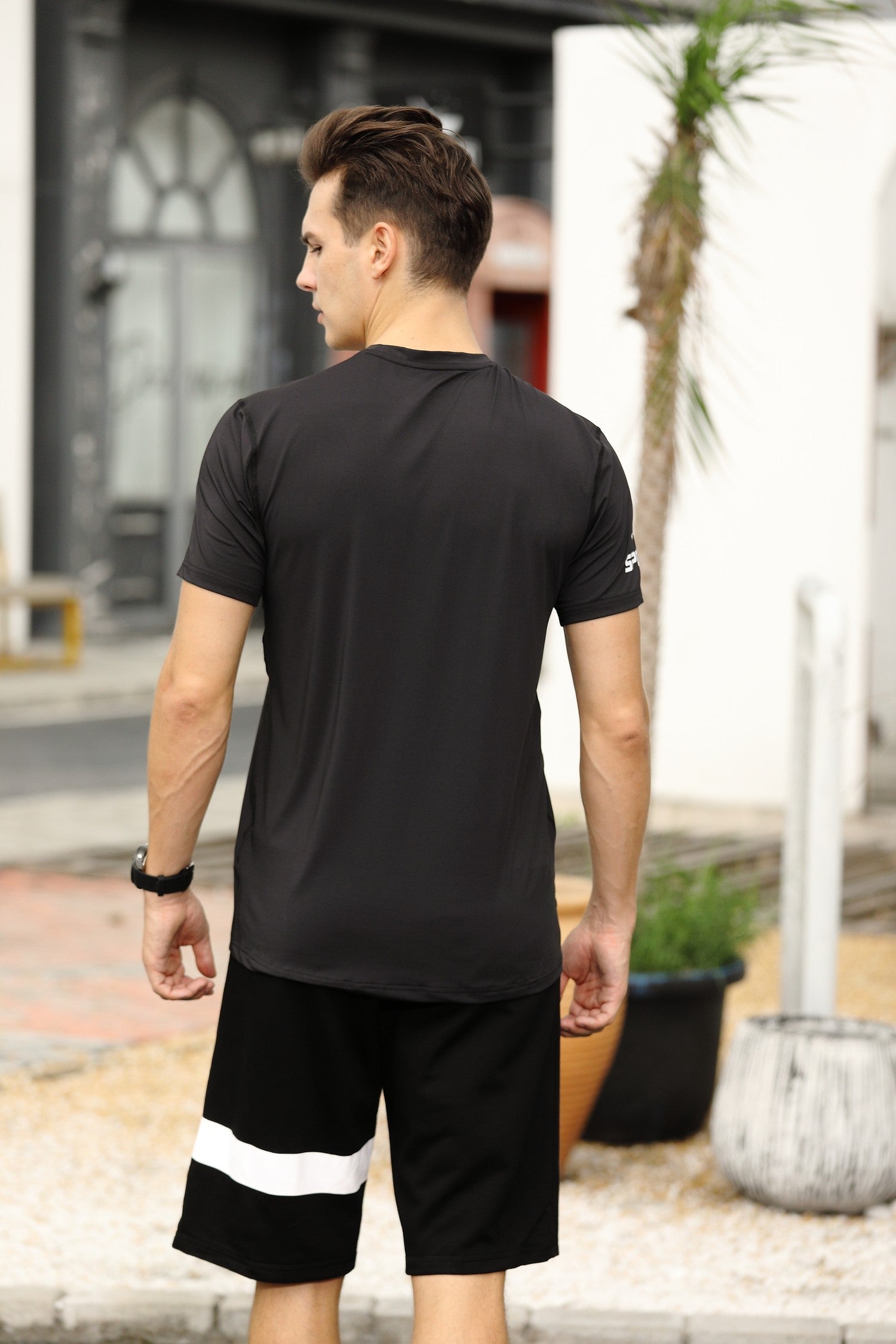 CLASSIC SPORTS T-SHIRT-thumbmail-3