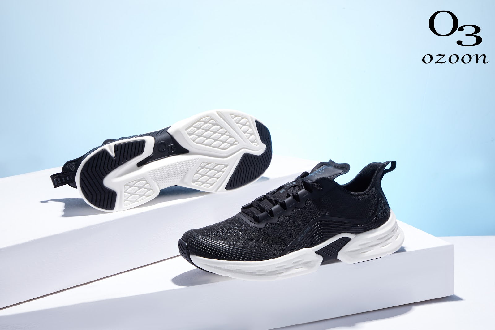 LR0303M-BLACK-WHITE-2