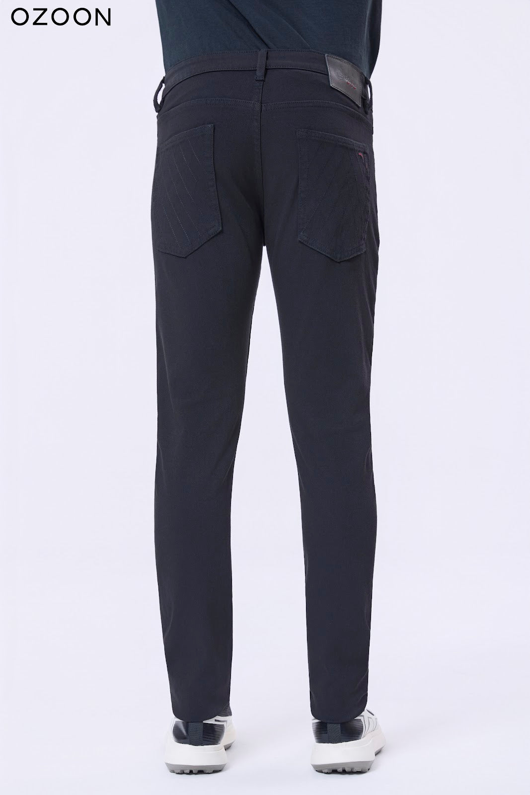 O3-Y035-BLACK-4