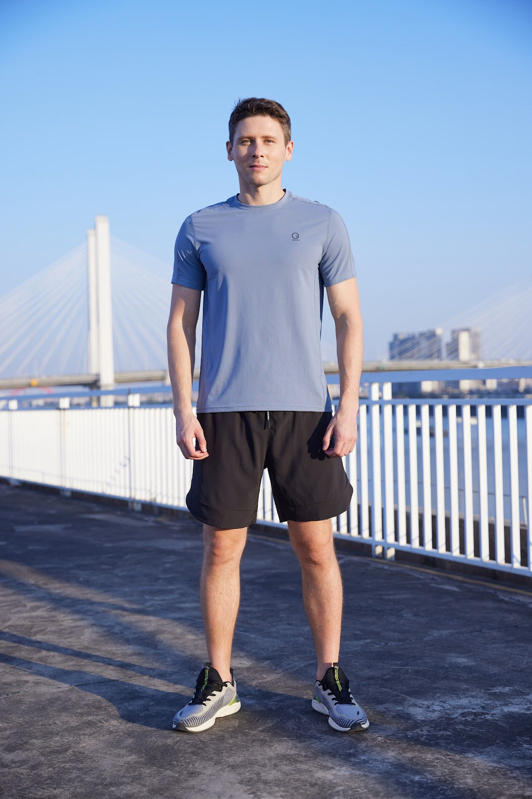 037285 L.BLUE 2