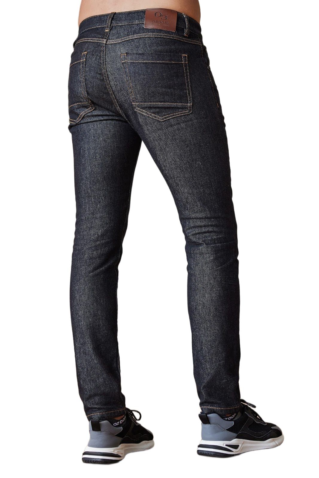 156 SKINNY BLACK 5