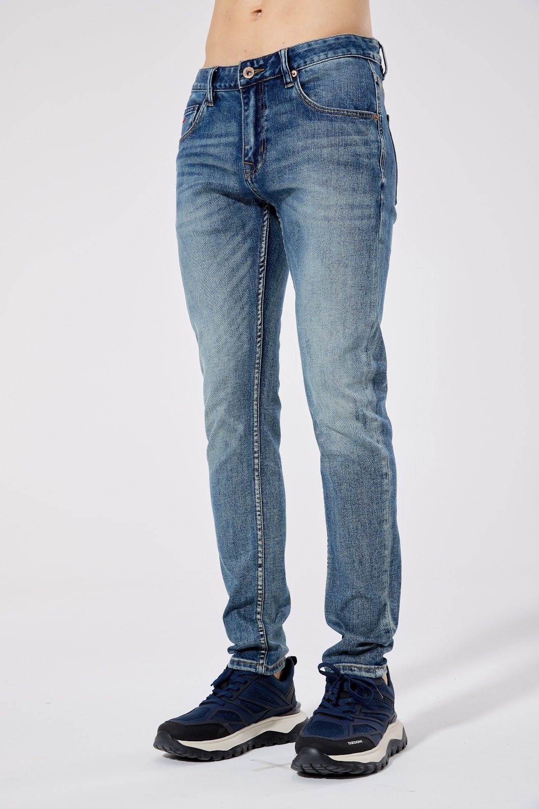 O3-M7001 BLUE 3