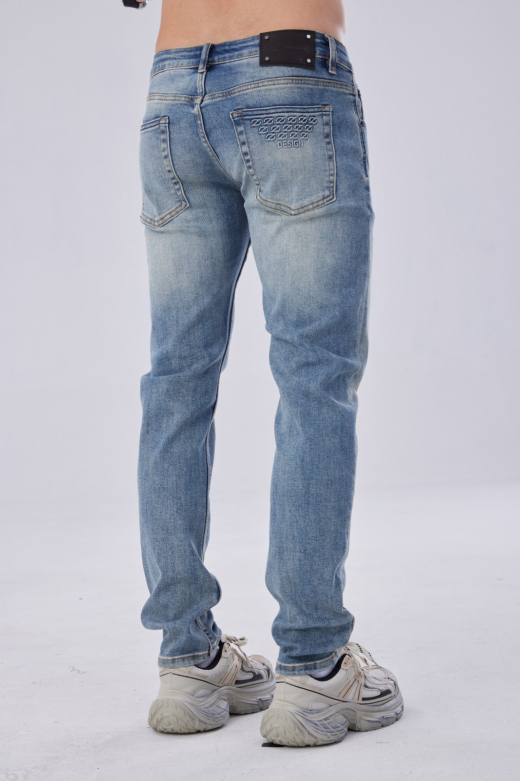 O3-M030 L.BLUE 6
