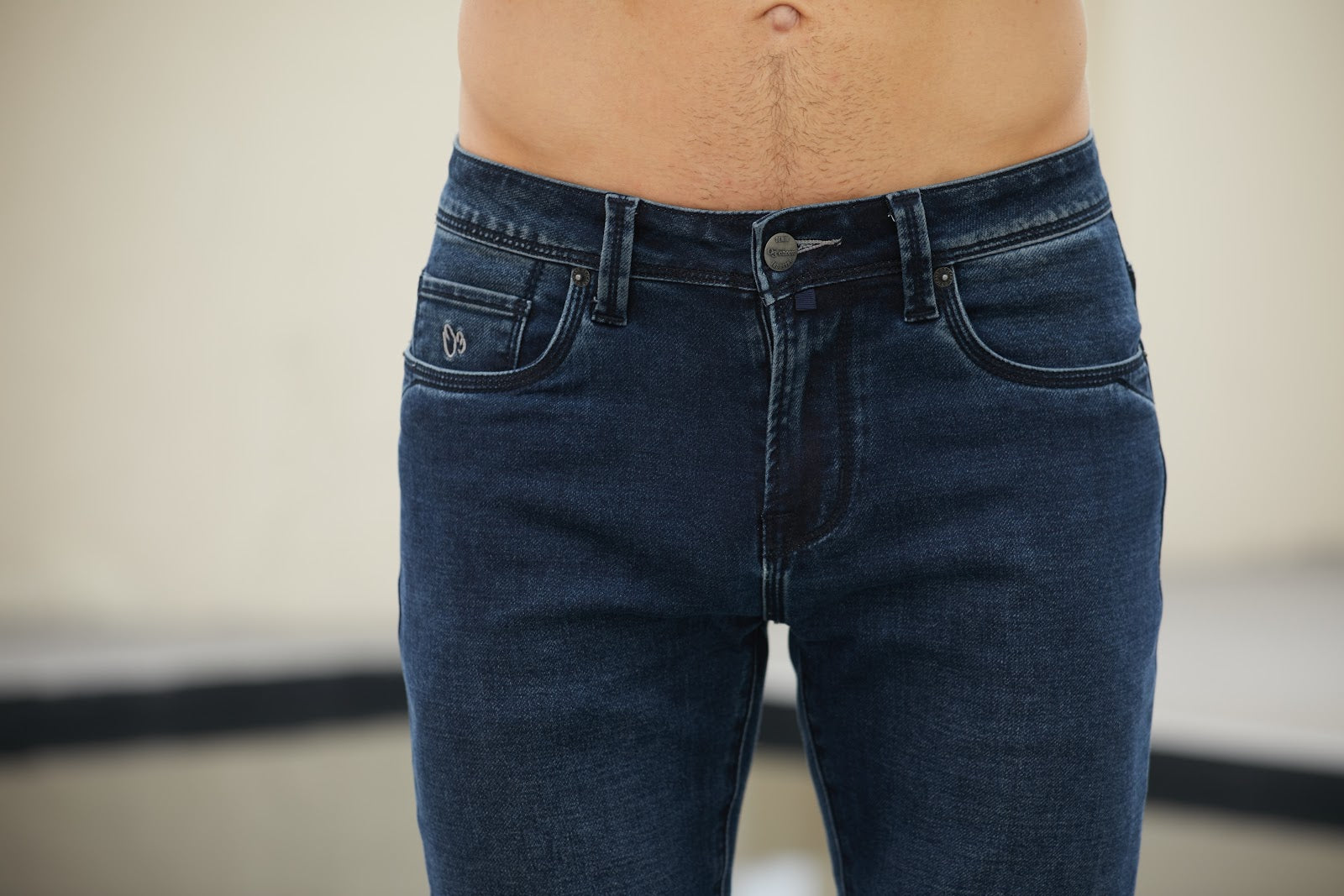 131 SKINNY BLUE 11