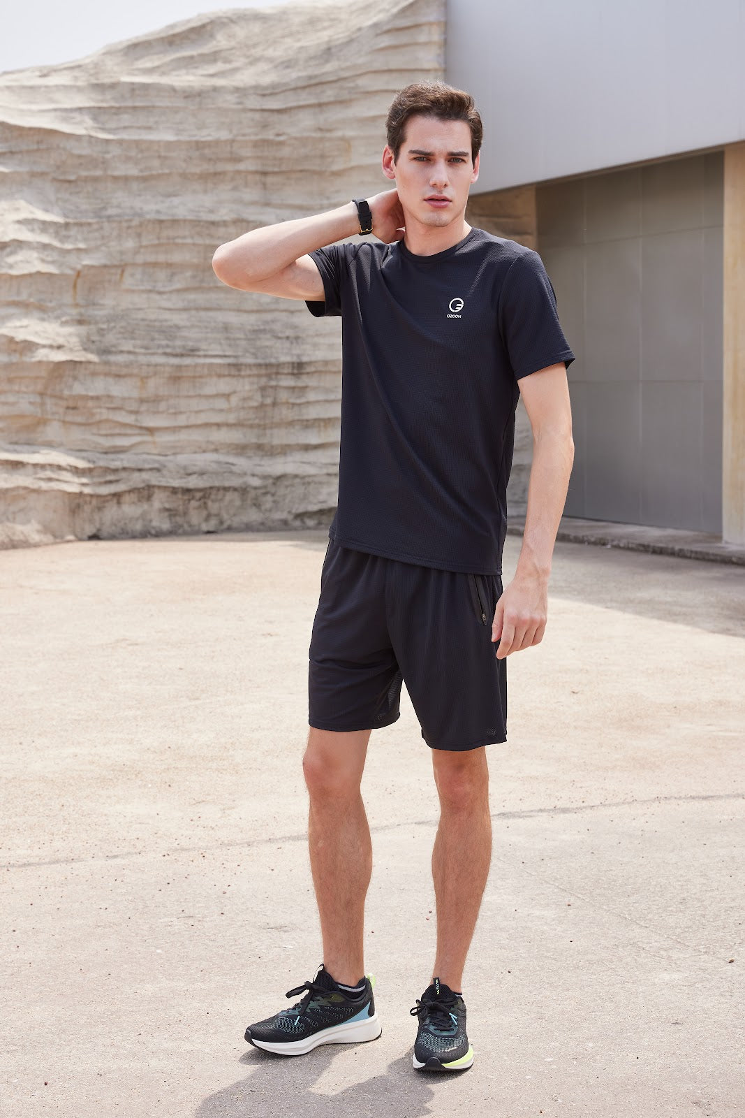 03148-BLACK-1