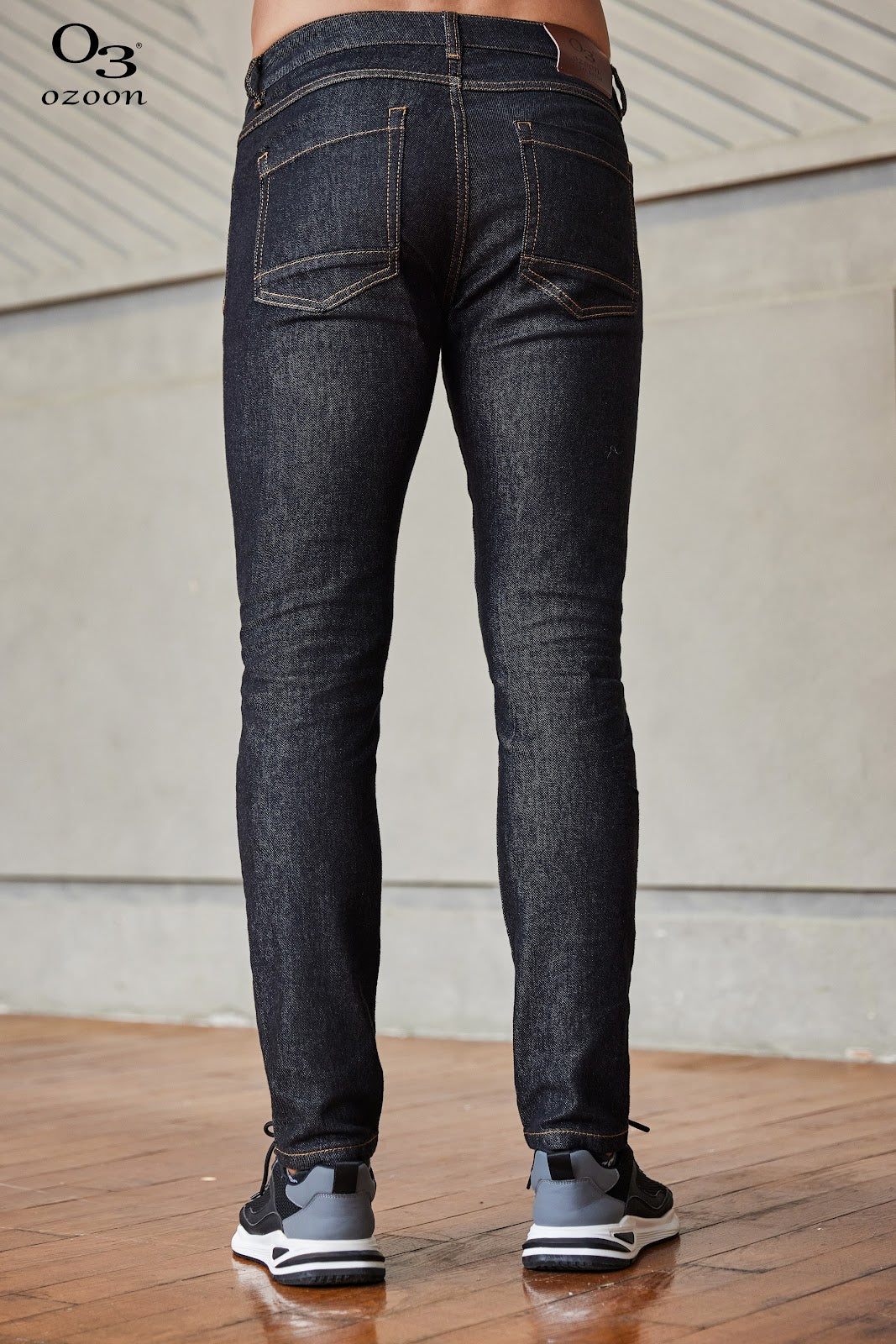 156 SKINNY BLACK 4