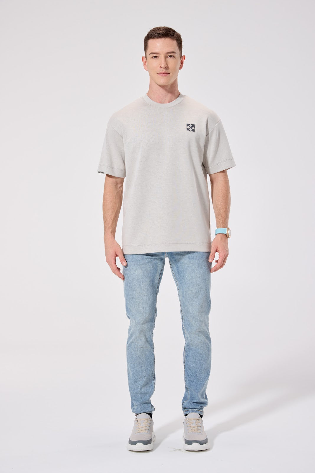 L-82828-GREY-3