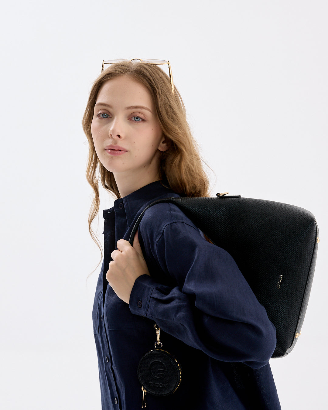 C80837-BLACK-5