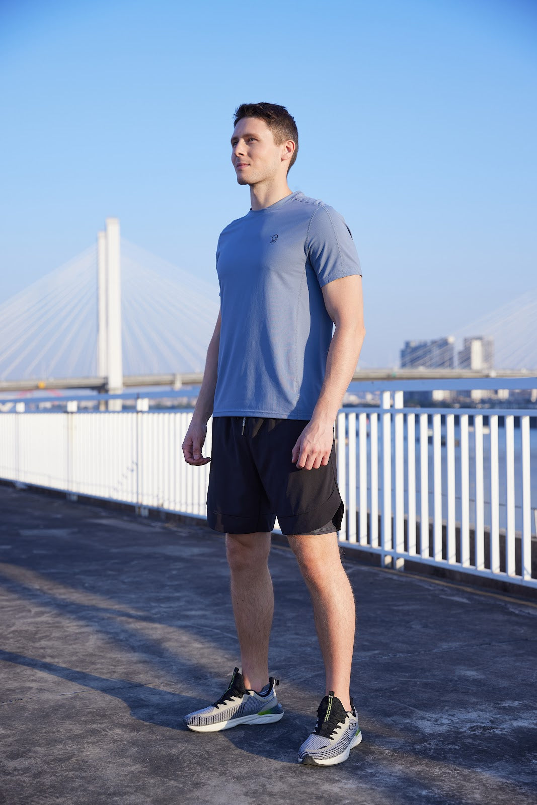 037285-L.BLUE-03