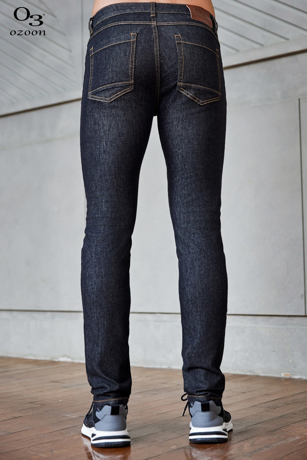 156 SLIM BLACK 4