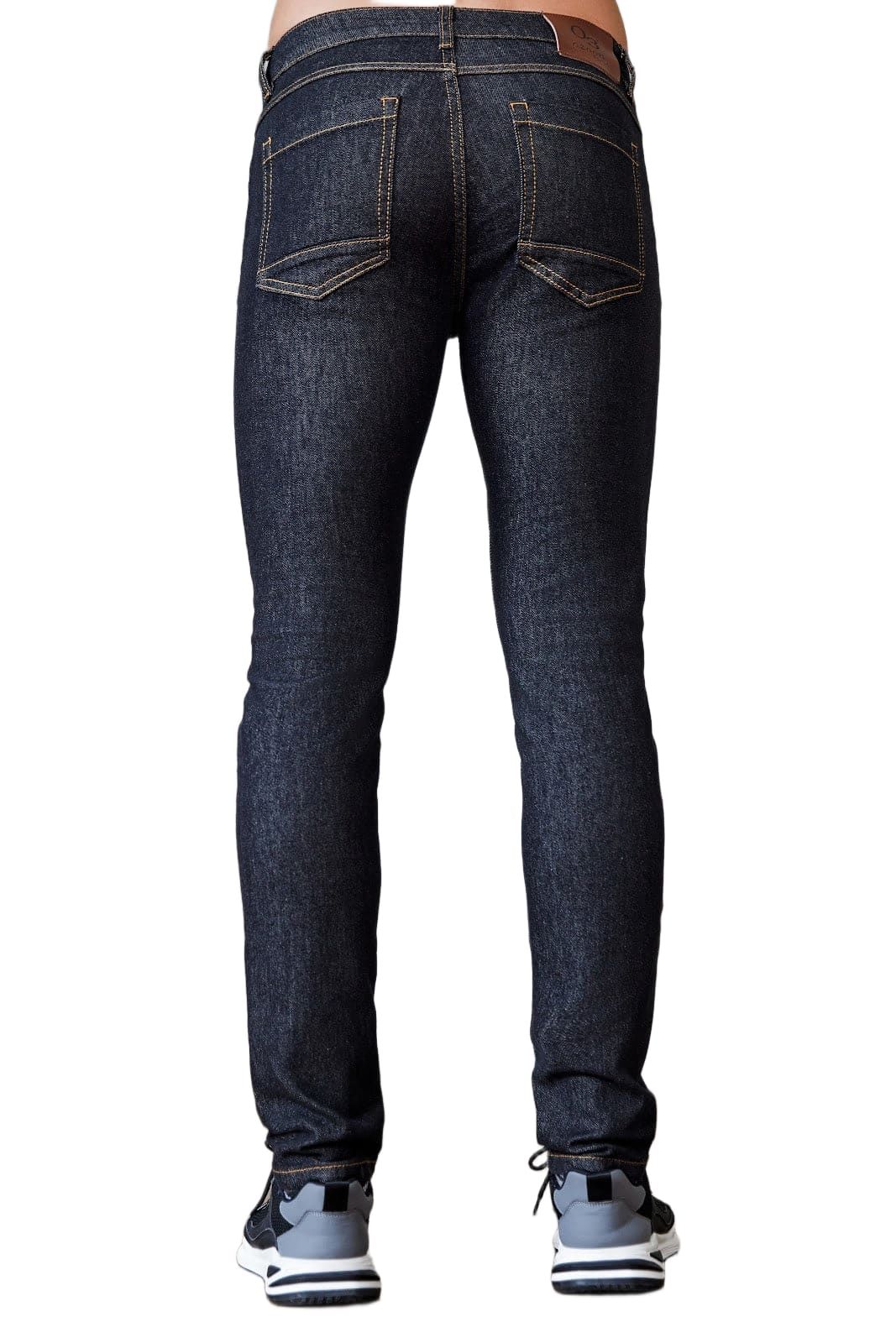 156 SLIM BLACK 4