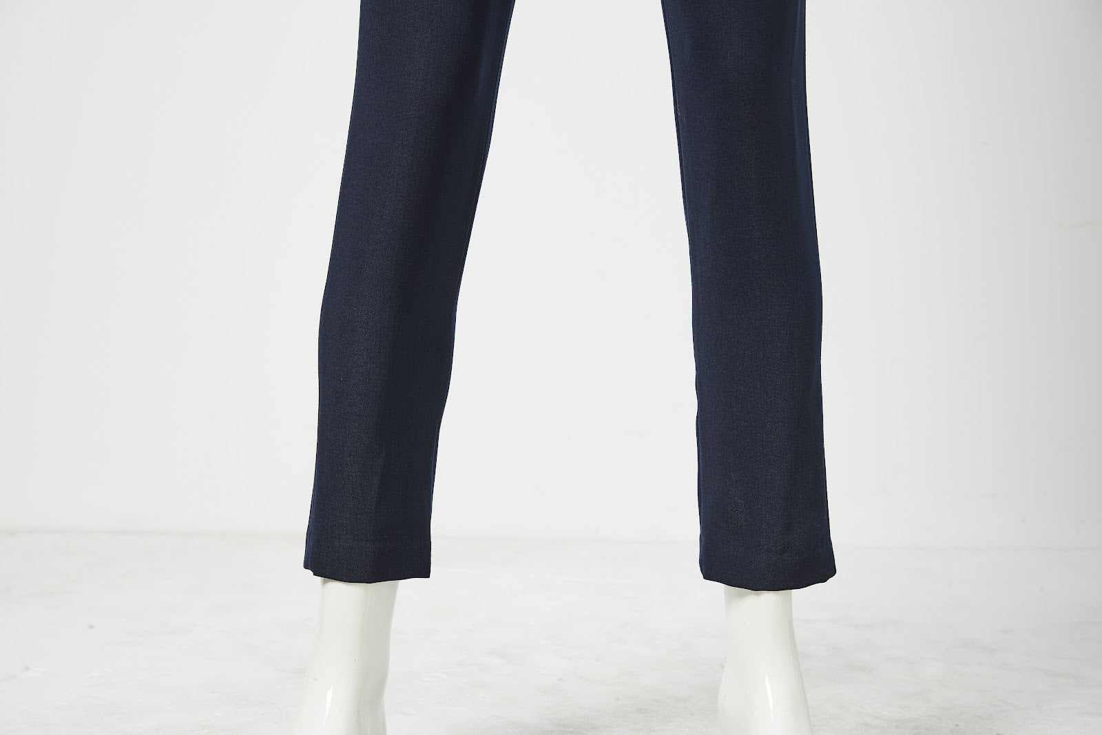 OZ241105-NAVY-5