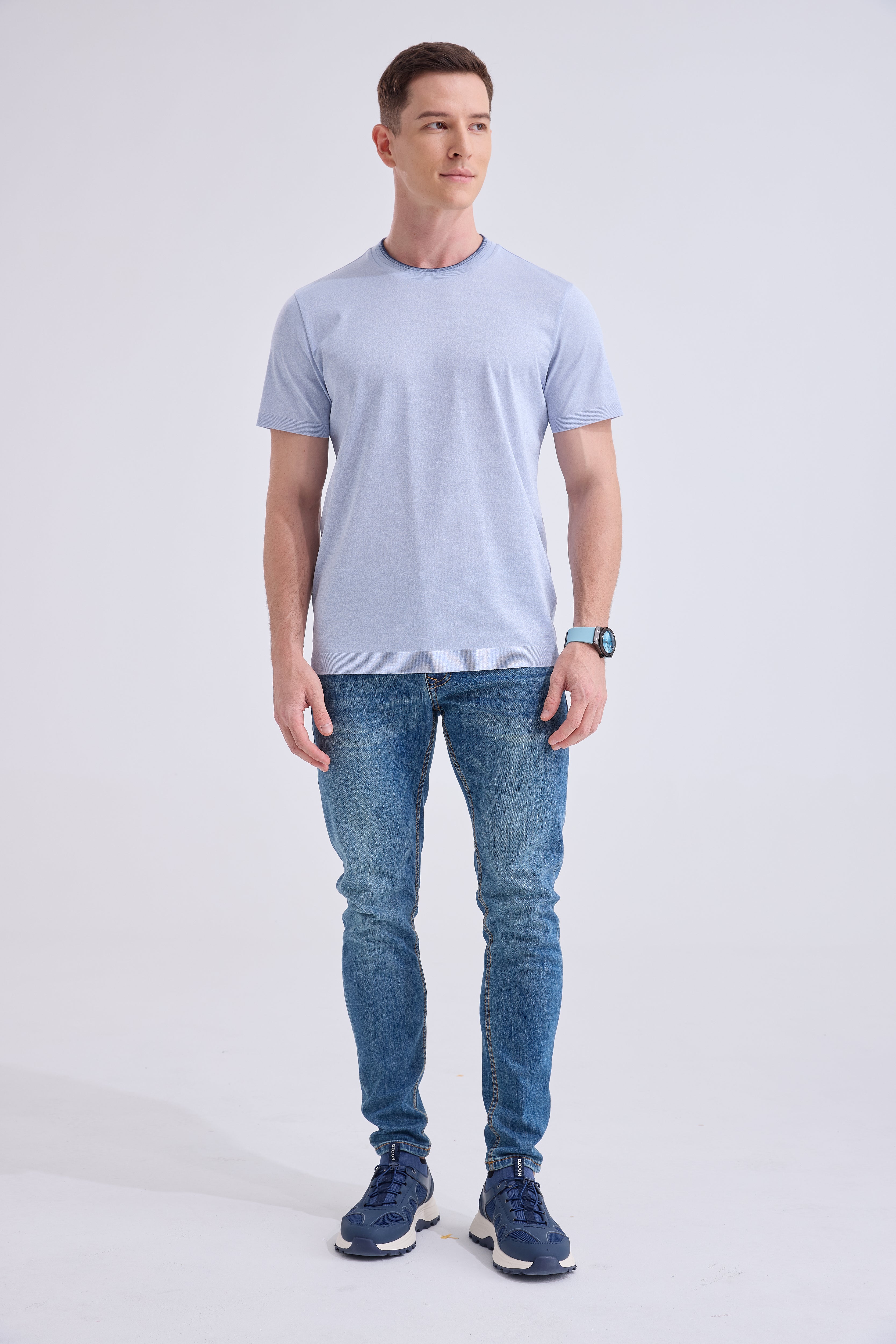 CLASSIC T-SHIRT